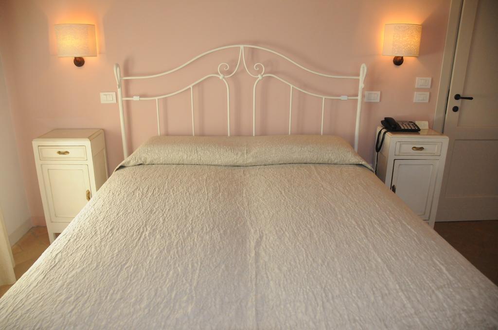 Corte San Ruffillo Country Resort Dovadola ภายนอก รูปภาพ
